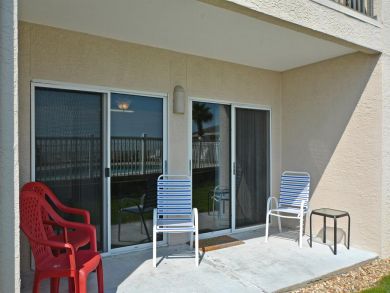 Perfect One Bedroom Beach Condo Rental Sleeps 6
